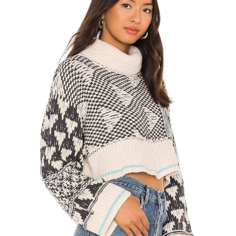 Free People Jupiter‎ Cream Gray Knit Cropped Turtleneck Sweater Medium Preppy